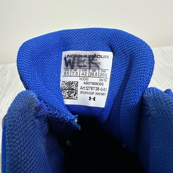 Under Armour MLB authentic high top baseball cleats, men's size 8.5 - Picture 6 of 6